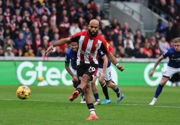 Brown: Mbemo dành cho Manchester United, bản hợp đồng đầu tiên của Cunha là hoàn hảo