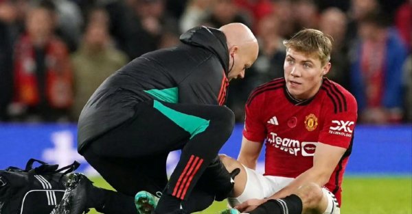 United Eriksen và Hoylen đã rút khỏi đội tuyển quốc gia Đan Mạch vì chấn thương