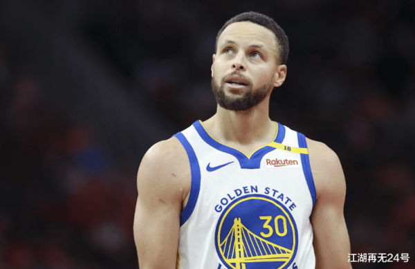Curry đã kiếm được 530 triệu trong sự nghiệp NBA của mình. Anh ta đã ký bao nhiêu hợp đồng trong gia
