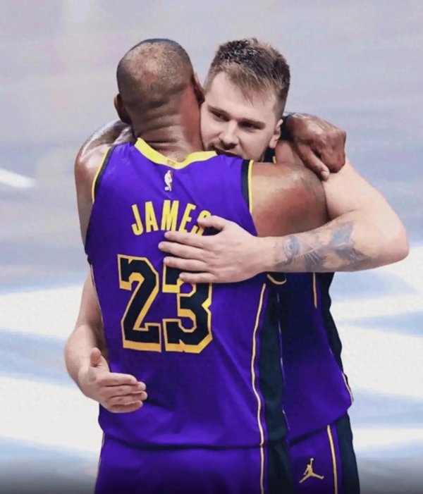 Đặc vụ Doncic: Luca thích ch